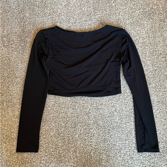 Motel Black Long Sleeve - Picture 3 of 4